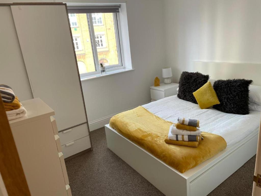 Central Hull Spacious Apartment H3 킹스턴어폰헐 외부 사진